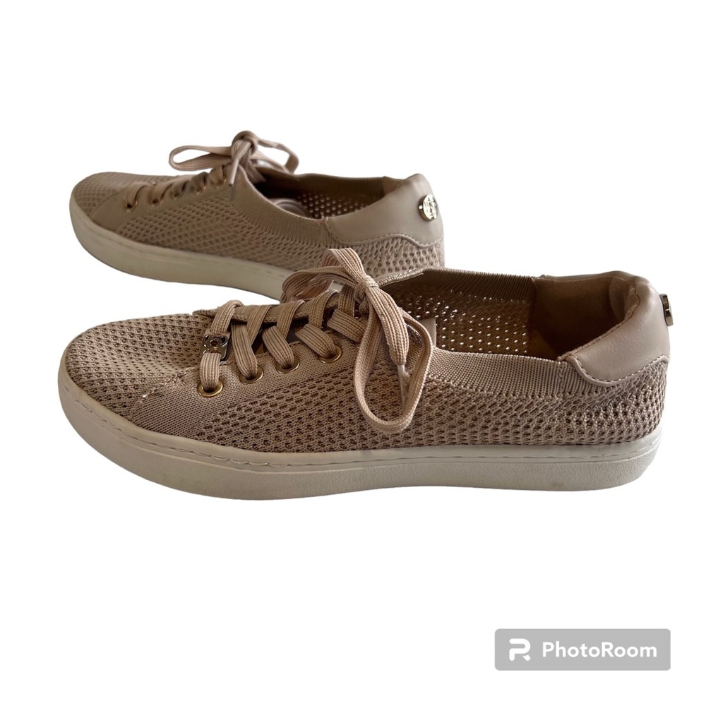 Liz Claiborne Perforated Sneakers, size 8, tan/blush , spring and summer